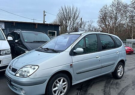 Renault Scenic Emotion 1.6 16V KLIMA/60TKM/AHK/TÜV27/
