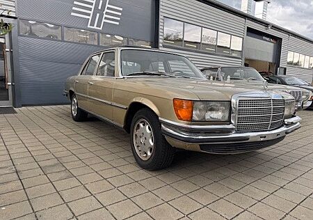 Mercedes-Benz 450 SE