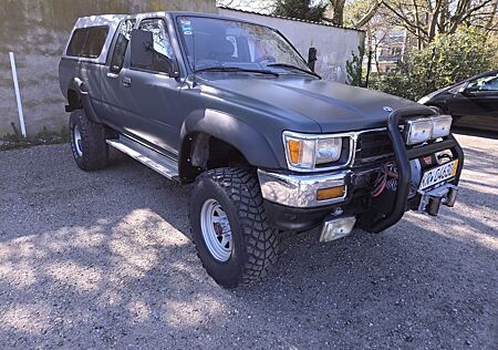Toyota Pickup Xtracab SR5 V6 4x4 5 Speed