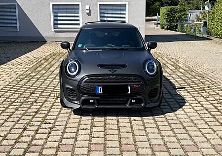 Mini John Cooper Works GP foliert in Satin Black
