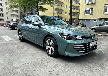 VW Passat Volkswagen 1.5 eTSI OPF DSG