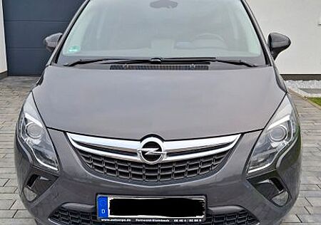 Opel Zafira Tourer 2.0 CDTI 121kW Auto...