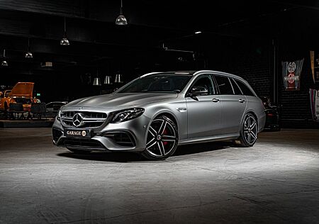 Mercedes-Benz E 63 AMG T / 4Matic / AMG Drivers Package