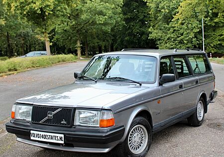 Volvo 240 2.0i Super Polar Estate Graphite Grau