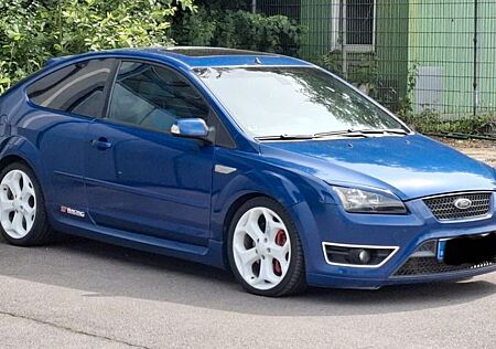 Ford Focus 2,5 ST ST
