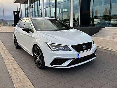 Seat Leon Cupra ST 300 4Drive *DCC*Beats*Schalen*ACC