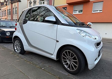 Smart ForTwo coupé 1.0 52kW mhd pearlgrey pearlgrey