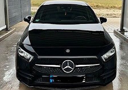 Mercedes-Benz A 250 A 250e AMG Night Edition 2020