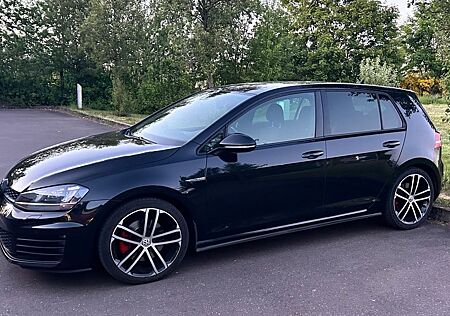 VW Golf Volkswagen 2.0 TDI BMT GTD GTD