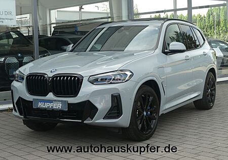 BMW X3 xDrive30e M Sportp. Pano°AHK°Laser°el.M-Sitze
