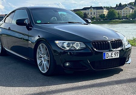 BMW 335i Coupé -Tüv Neu- Perf. Abgasanlage. 1