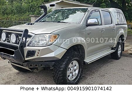 Toyota Hilux 2.5 D 4x4 .AHK Klima m105