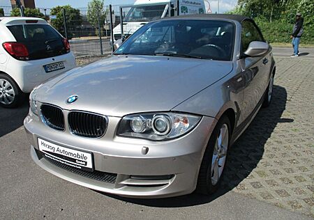 BMW 118i 118 Baureihe 1 Cabrio , Navi-Teilleder