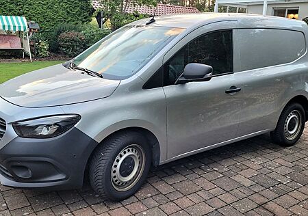 Mercedes-Benz Citan 116 PS Metallic Silber