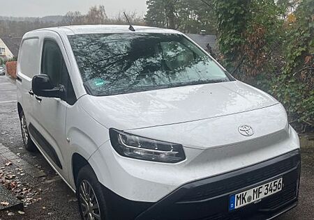 Toyota Pro Ace Proace City 1,5-l-D-4D 75kW L1 Meister