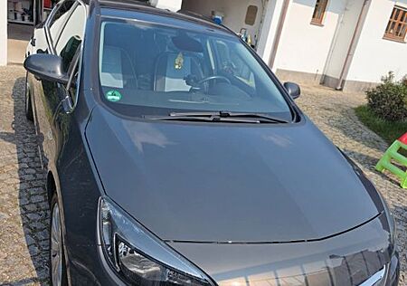Opel Astra 1.4 Turbo 103kW
