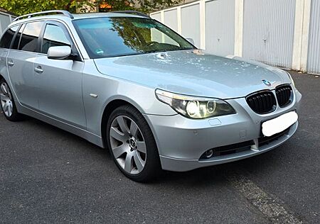 BMW 525d A Touring Komfortsitze