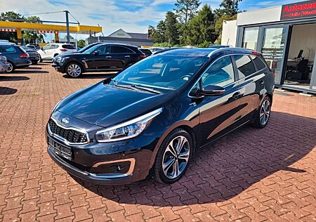 Kia Cee'd *LEDER*P.DACH*SHZ*XENON*AHK*GARANTIE