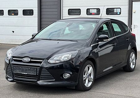 Ford Focus Lim. Champions Edition