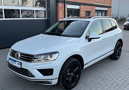 VW Touareg Volkswagen 4Motion Executive Edition Terrain Tech