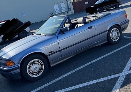 BMW 318i Cabrio