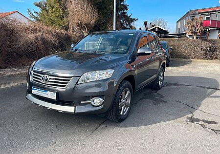 Toyota RAV 4 RAV4 Travel Allrad Navi Kamera