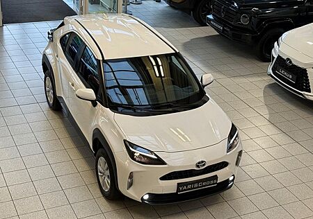 Toyota Yaris Cross 4X4-KAMERA-NAVIG.-SMART KEY-16.790-
