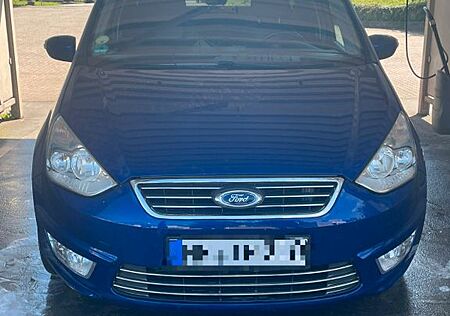 Ford Galaxy 2,0 TDCi 120kW DPF Titanium PowerShif...