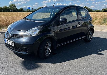 Toyota Aygo (X) Aygo (X)