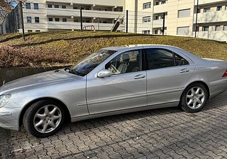 Mercedes-Benz S 430 -