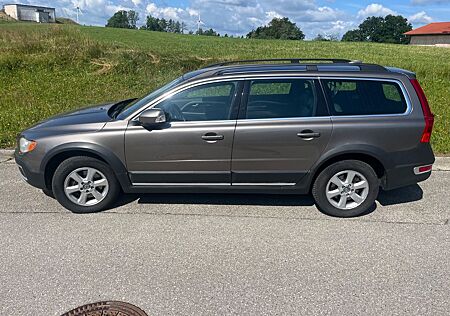 Volvo XC 70 XC70 D4 Summum TOP Zustand, Zahnriemen neu,