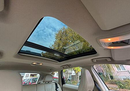 Volvo XC 60 XC60 D5 AWD Geartronic Kinetic Kinetic