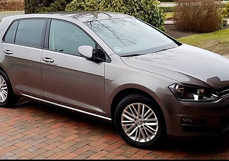 VW Golf Volkswagen 1.6 TDI BMT CUP CUP