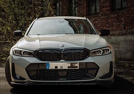 BMW 320d xDrive Touring Automatic - 50 Jahre M