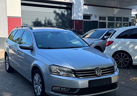 VW Passat Volkswagen Comfortline BlueMotion