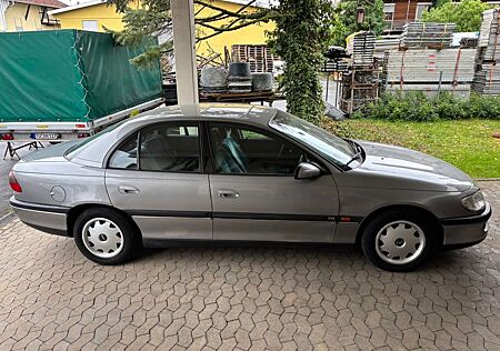 Opel Omega 3.0 MV6 MV6