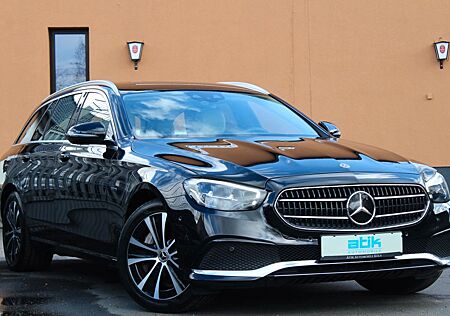 Mercedes-Benz E 300 AVANTGARDE DISTR+ ASSISTENZ BURMESTER AHK