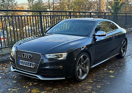 Audi RS5 4.2 FSI S tronic quattro -