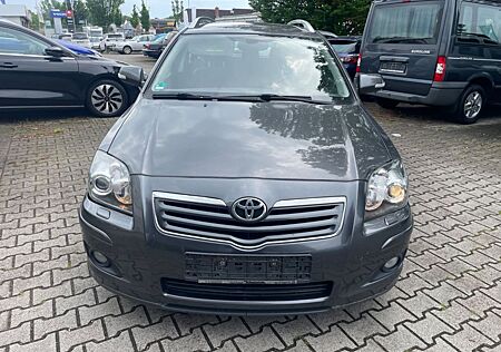 Toyota Avensis Kombi 1.8