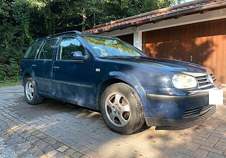 VW Golf Volkswagen 1.9TDI 74kW tiptr. Comfortline Variant ...