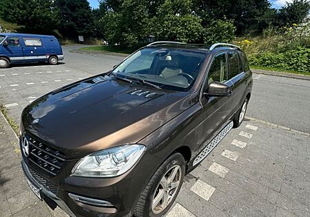 Mercedes-Benz ML 350 BlueTEC 4MATIC -