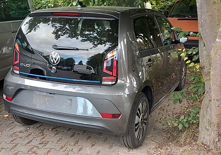 VW Up Volkswagen ! e-! Style Plus