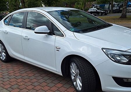 Opel Astra 1.4 Turbo