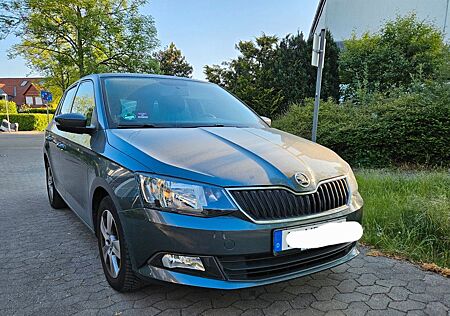 Skoda Fabia Combi Ambition 110 PS *ACC*KLIMA*PDC