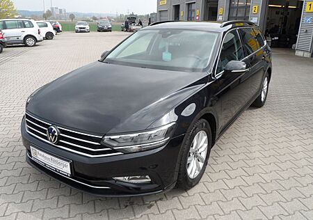 VW Passat Variant Volkswagen Business/DSG/AHK/Top Ausstattung