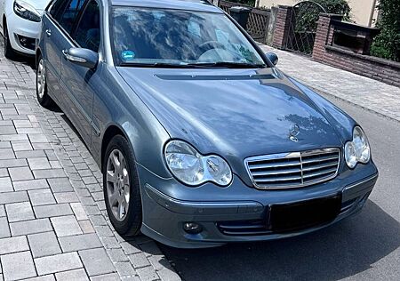 Mercedes-Benz C 180 KOMPRESSOR T AVANGARDE