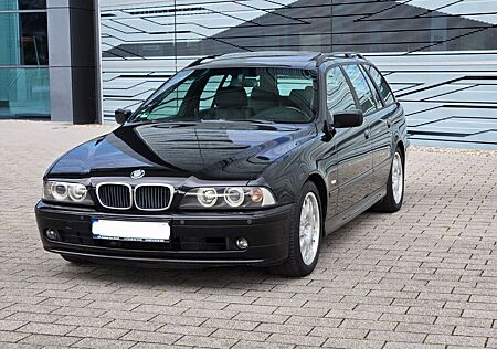 BMW 520i A Lifestyle touring Sport-Paket 2Hand AHK