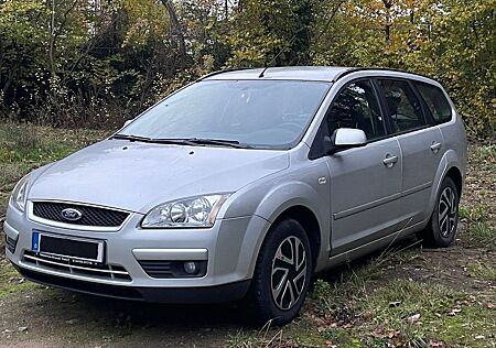Ford Focus 1,6TDCi 80kW DPF, 2-Hand,Klima,Tempo,Tüv 11/2027