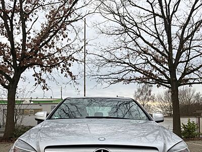 Mercedes-Benz C 180 AVANTGARDE/ Automatik/Xenon