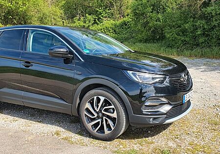 Opel Grandland X Grandland (X) 1.6 Turbo Ultimate / 8AT / 360°...